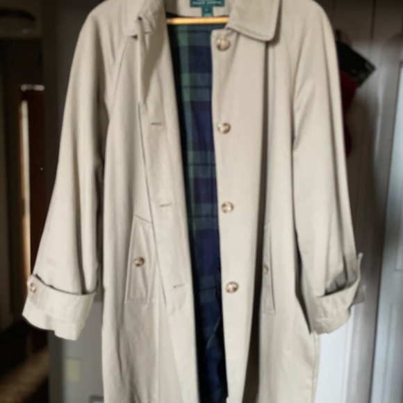 Ralph Lauren Overcoat. Size Large - Picture 12 of 16